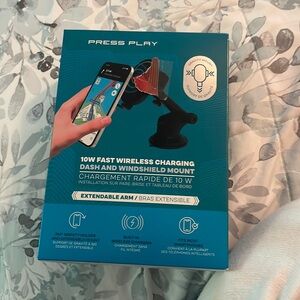 Press play windshield mount